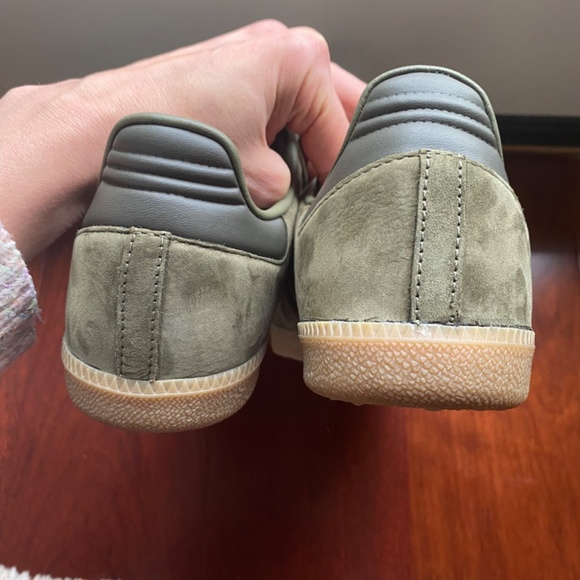 adidas Samba Shoes in Olive and Gum - Picture 10 of 16